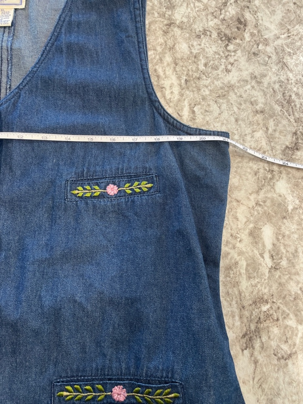 April Cornell Blue Denim Button-Front Vest with Floral Embroidery Size XL - Picture 5 of 7